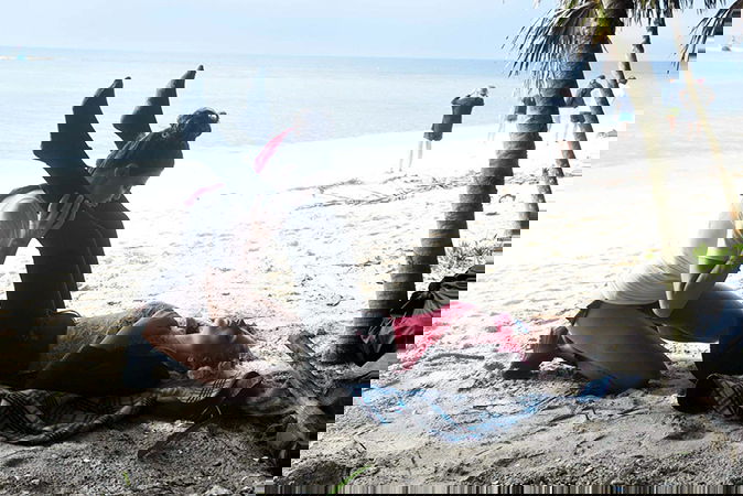 Isola dei Famosi 2018, Francesca Cipriani sta male: soccorsa dai naufraghi, arrivano i medici preview