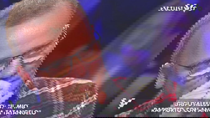 Gigi D’Alessio a Verissimo smentisce la crisi con Anna Tatangelo: “I giornali scrivono menzogne!” preview