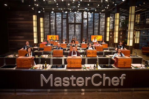 Masterchef Italia 7, anticipazioni 11 gennaio: i concorrenti cucinano per 100 cinesi residenti a Milano preview
