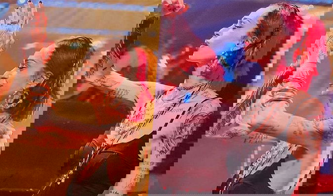 Uomini e Donne, Valentina Dallari foto shock: l’ex tronista confessa di avere un problema e chiede rispetto preview