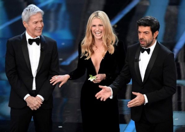 Sanremo 2018, anticipazioni seconda serata: scaletta, Nuove Proposte, ospiti, da Sting a Pippo Baudo e Franca Leosini preview