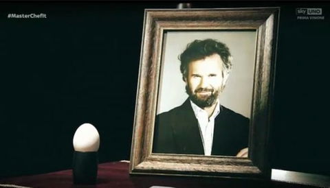 Carlo Cracco, “Non ho apprezzato il funerale a MasterChef, per fare audience sono disposti a tutto!” preview