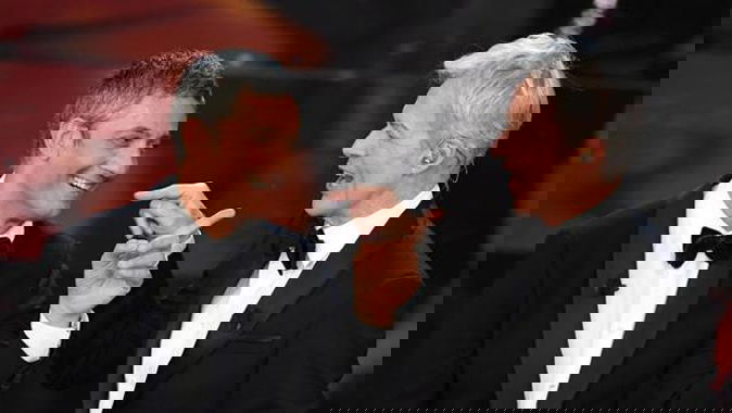 Fiorello condurrà Sanremo? “Solo senza cantanti”, poi la dichiarazione d’amore alla moglie preview