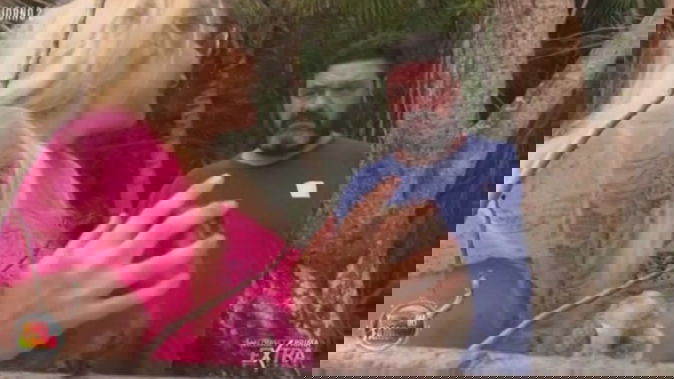 Isola dei Famosi 13, Franco contro Francesca: “La Cipriani è una donna di merd*!”, Amaurys lo ammonisce preview