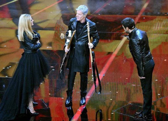 Sanremo 2018, quarta serata: Ultimo vince le Nuove Proposte, duetti Big e ospiti di Baglioni article-post