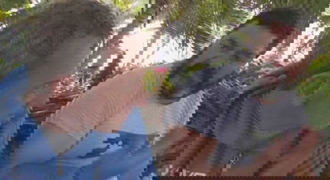 Isola dei Famosi 13, Craig e Franco: il confronto dopo le accuse di omofobia finisce a tarallucci e vino preview