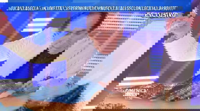 Domenica Live, Giucas Casella ipnotizza Cecilia Capriotti: “Cosa c’è stato con Amaurys Perez?” preview