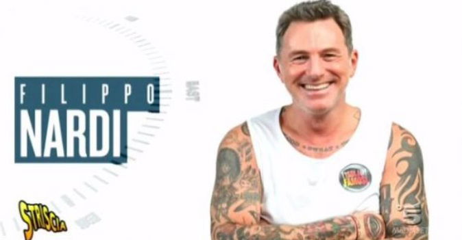 Isola dei Famosi 13, canna-gate: Filippo Nardi tra i naufraghi accusati da Eva Henger, il suo nome a Striscia la Notizia preview