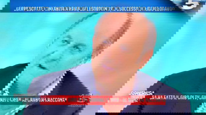 Gerry Scotti a Domenica Live ricorda Fabrizio Frizzi: l’emozionante lettera per l’amico preview