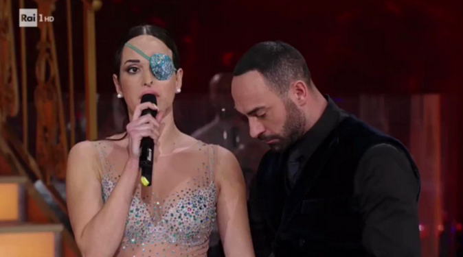 Gessica Notaro, Ballando con le Stelle 2018: replica ai legali dell’ex, “Continuerò a parlare”. Milly Carlucci: “siamo con te” – VIDEO preview