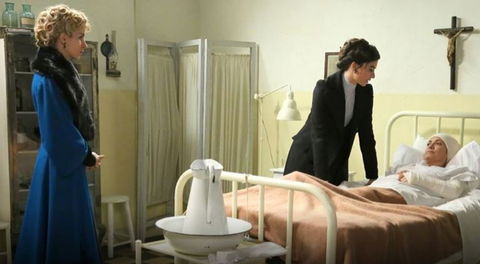 Una Vita, trame e anticipazioni dal 30 aprile al 5 maggio: Ursula cerca di soffocare Fabiana con un cuscino preview