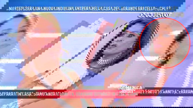 Domenica Live, Barbara d’Urso legge l’agenda di Aida Nizar: spunta una frase particolare… preview