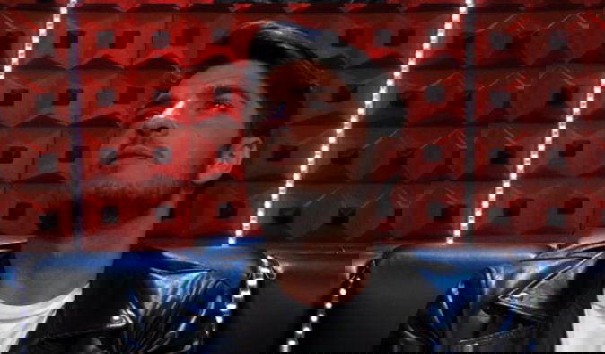 Grande Fratello 15, Luigi Favoloso lasciato in diretta da Nina Moric: anche Patrizia eliminata, la reazione preview