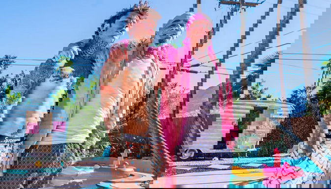 J-Ax e Fedez, Italiana esce oggi: l’ultimo singolo ‘tormentone’ prima di San Siro e la separazione preview