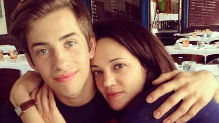 Asia Argento replica alle accuse: “Mai avuto rapporti sessuali con Jimmy Bennet, persecuzione contro di me” preview