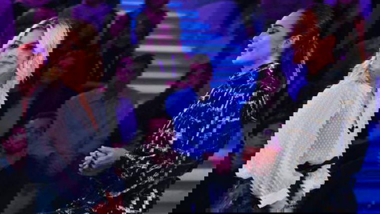 Emma Marrone a Verissimo: “Sono pronta per l’amore. Un figlio? Se capita non ho paura!” preview