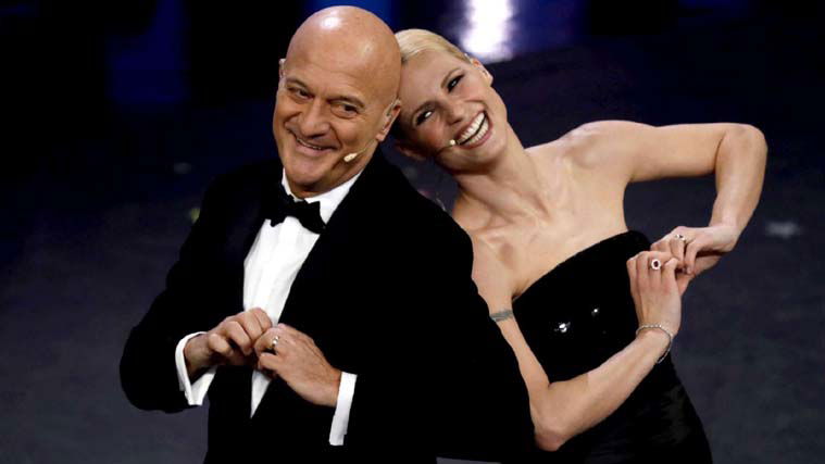 Festival di Sanremo 2019, seconda serata: ospiti, incidenti di percorso e premio a Pino Daniele preview