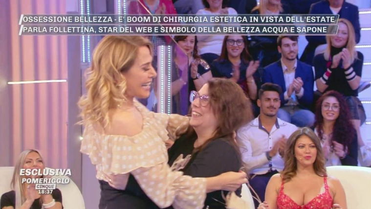 Follettina Creation e Barbara d’Urso: ecco cosa è successo dopo Pomeriggio 5, i retroscena article-post