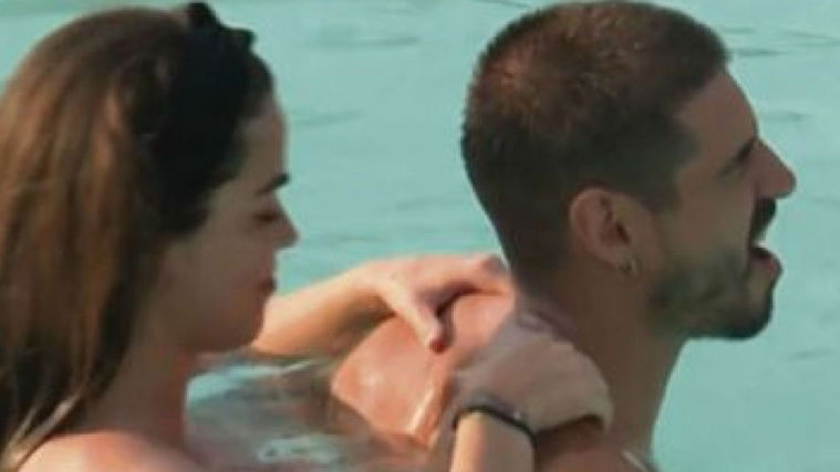 Fabio Colloricchio ha fatto sesso con Violeta Mangrinan: poi fa i confronti con Nicole Mazzocato che replica