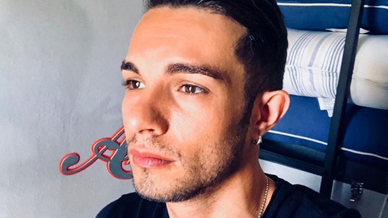 Marco Carta: arresto illegale? Lui "ringrazia" gli haters