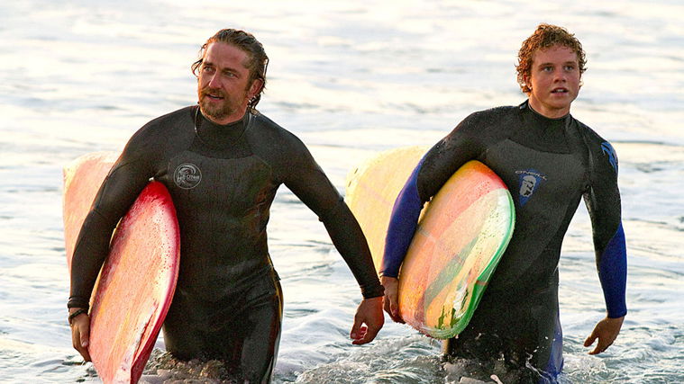 Film in Tv, oggi 12 luglio 2019: Mai giocare con la babysitter, Chasing Maverick e Jurassic Park preview