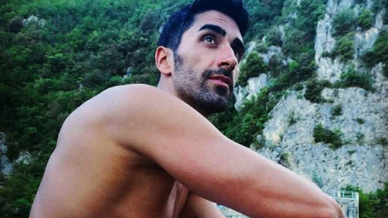 Filippo Magnini salva la vita ad un bagnante che stava affogando