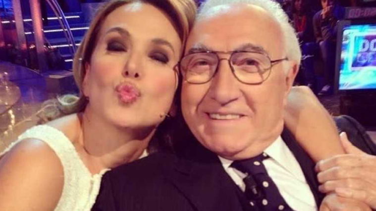 Pippo Baudo elogia Barbara d’Urso: “L’erede di Paola Borboni!”, Carmelita ringrazia preview