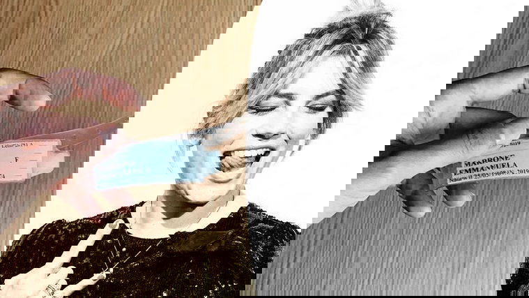 Emma Marrone, via il braccialetto dell’ospedale: “Piango di gioia, torno presto!” preview