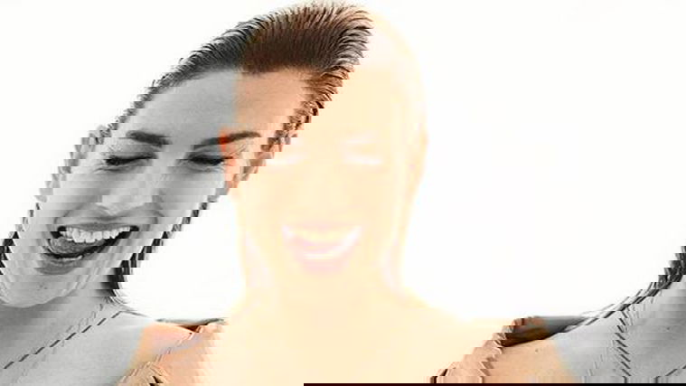 Emma Marrone, lo spettro del tumore: Lorella Cuccarini “torna a combattere” preview