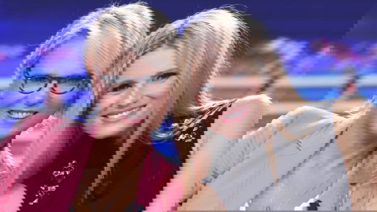 Amici Celebrities anticipazioni: Maria De Filippi condurrà le prime puntate, e Michelle Hunziker? preview