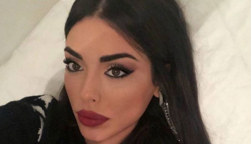 Uomini e Donne, Giulia D’Urso: frecciatine a Giovanna Abate e sconforto per Raselli preview