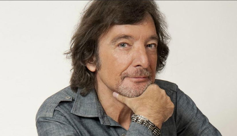 Claudio Cecchetto si è sentito male: il giorno prima i funerali della madre preview