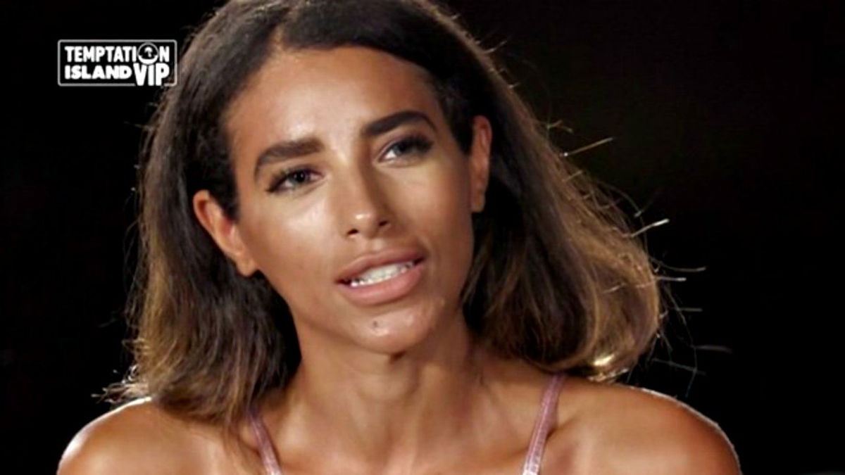 Temptation Island Vip: Silvia Tirado, insulti razzisti per la fidanzata di Gabriele Pippo article-post