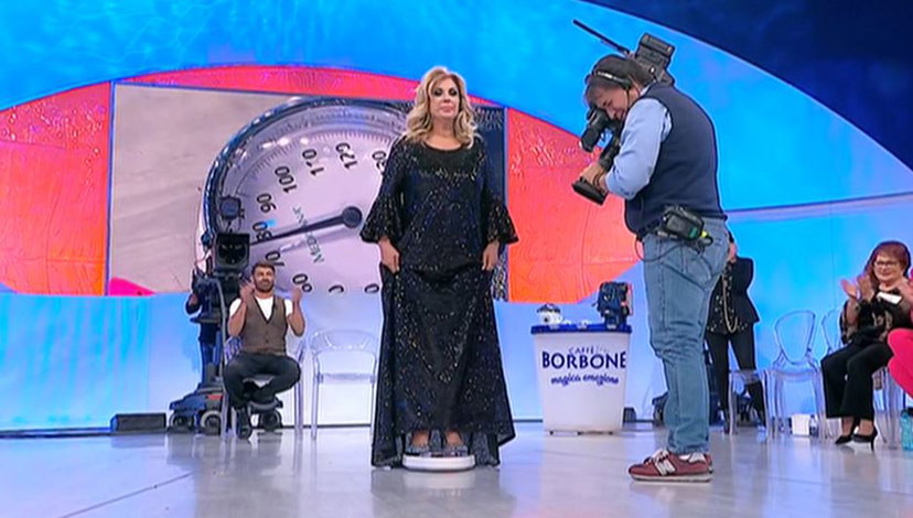 Tina Cipollari dieta, chili persi dopo 5 settimane: nutrizionista “bravissima!” preview