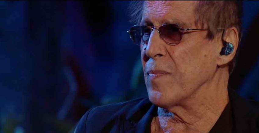 Adriano Celentano, dedica a Ilaria Cucchi: “Il vostro nemico è l’odio” article-post