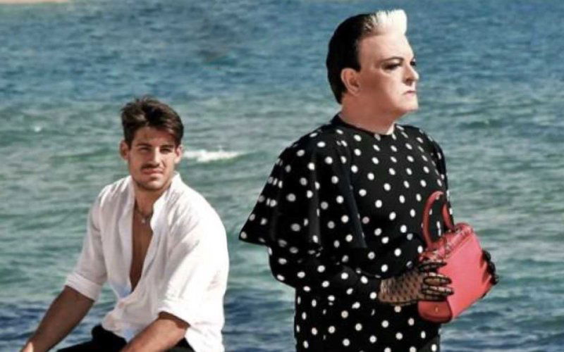 Cristiano Malgioglio è Malena, Monica Bellucci commenta