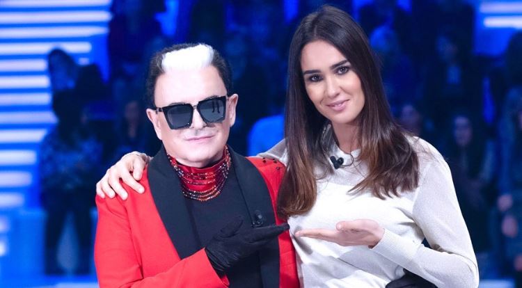 Cristiano Malgioglio piange in TV ricordando morte della madre: “Il mio pilastro!” article-post