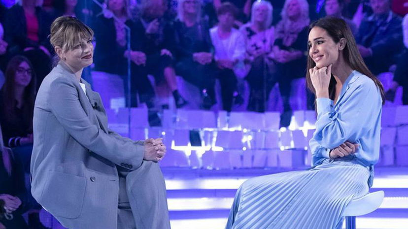 Emma Marrone a Verissimo: “Ho avuto paura”, dal tumore al nuovo album “Fortuna” preview