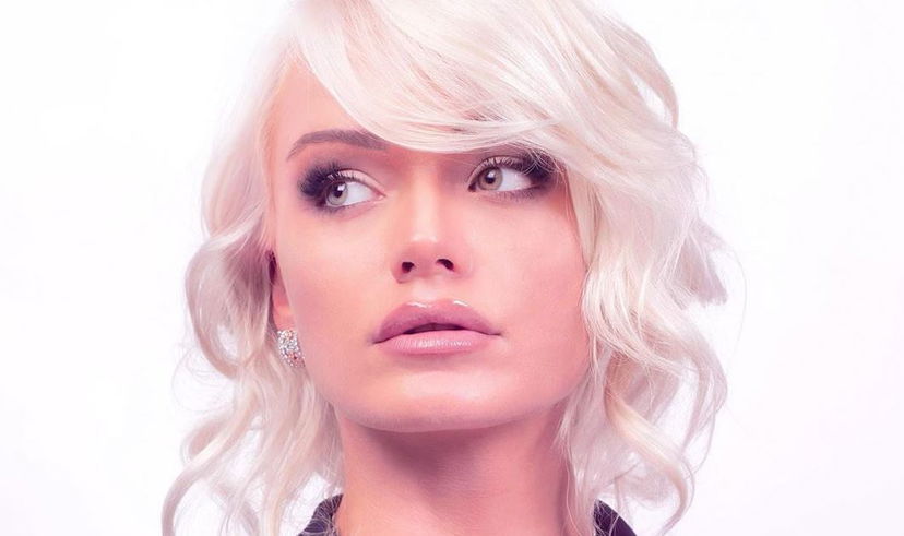 Mercedesz Henger: “Riccardo Schicchi NON è mio padre”, racconto choc a Live preview