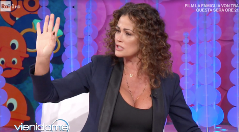 Samantha De Grenet e l’appello a Leonardo Pieraccioni: singolare richiesta all’ex fidanzato preview