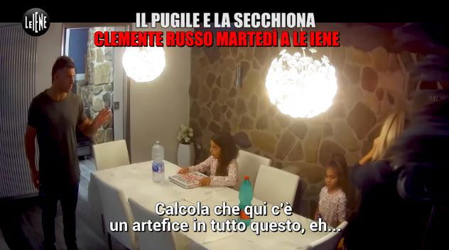 Scherzo Clemente Russo, Le Iene: figlia “secchiona” lo mette al tappeto (VIDEO) preview