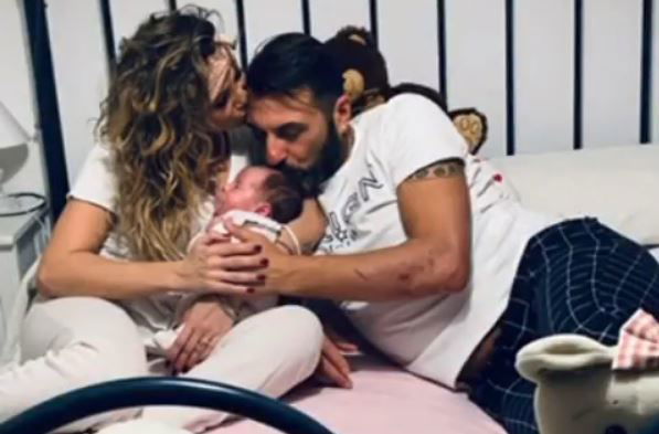 Ursula Bennardo e Sossio Aruta, primo mese con Bianca: presto matrimonio? La risposta preview