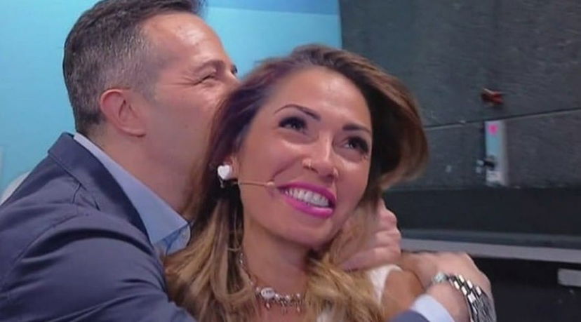 Uomini e Donne, Riccardo e Ida dopo l’anello: lui risponde alle critiche e mette tutti a tacere preview