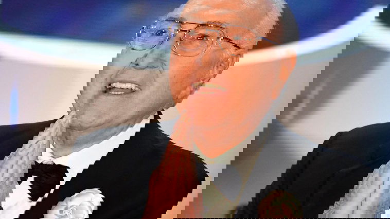 Pippo Baudo, Sanremo: da Madonna a Manuela Arcuri e Bianca Guaccero, gli aneddoti preview