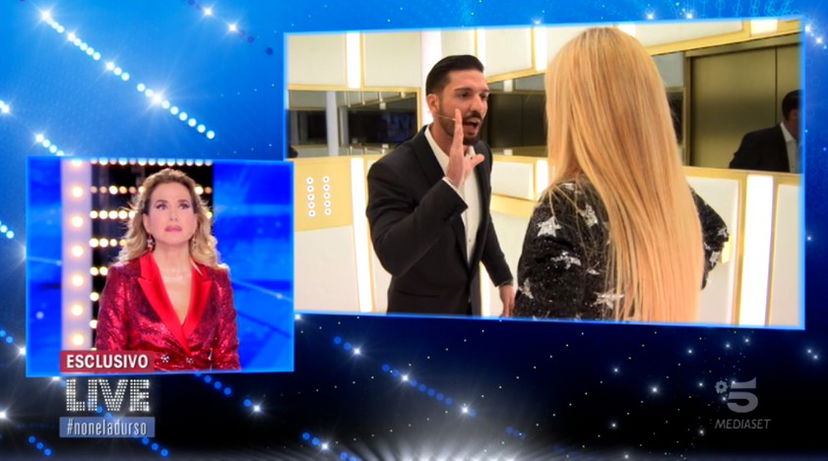 Moreno Merlo contro Paola Caruso: “Omofoba! Non ti crede nessuno” – VIDEO preview