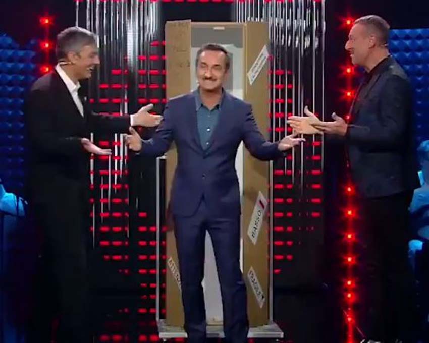 L’Altro Festival di Sanremo 2020, conduce Nicola Savino: l’annuncio a Viva RaiPlay article-post