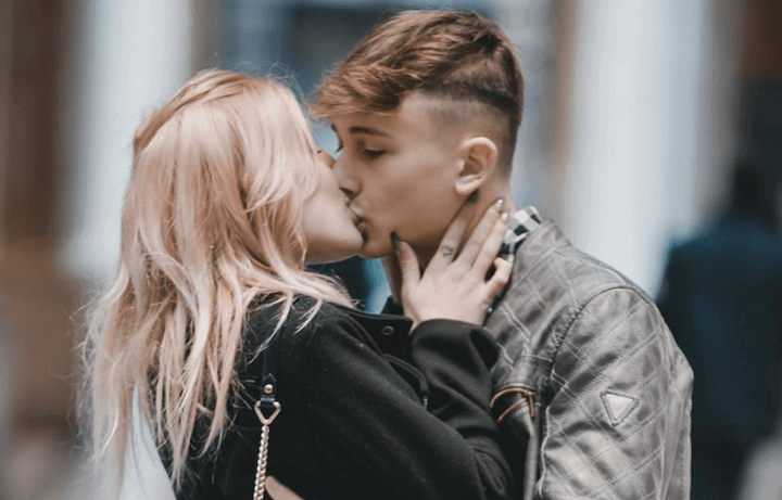 Roberta Zacchero, Il Collegio: “Con Gianni Musella? Solo Amici! Di George Ciupilan amo la testa” preview