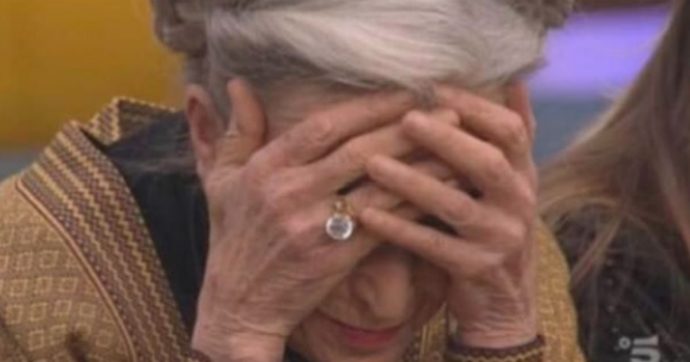 Barbara Alberti lascia il GF Vip per accertamenti medici: come sta? preview