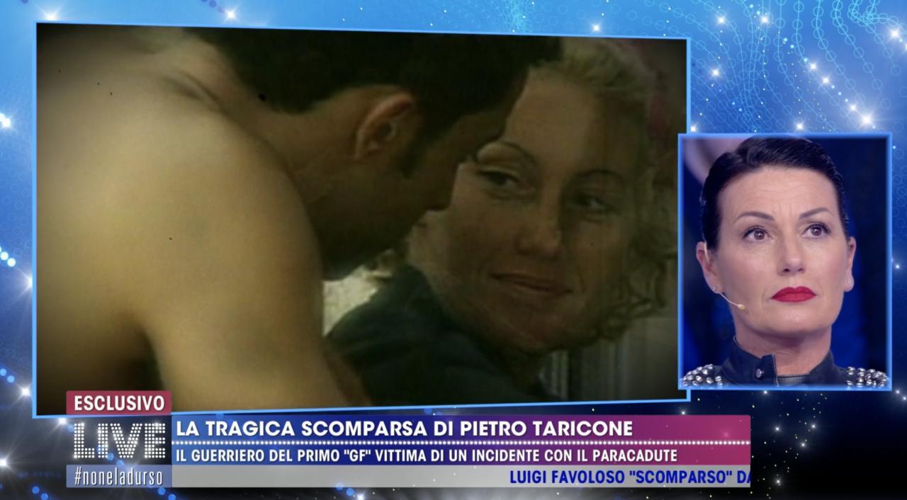 Cristina Plevani piange per Pietro Taricone a Live Non è la d'Urso