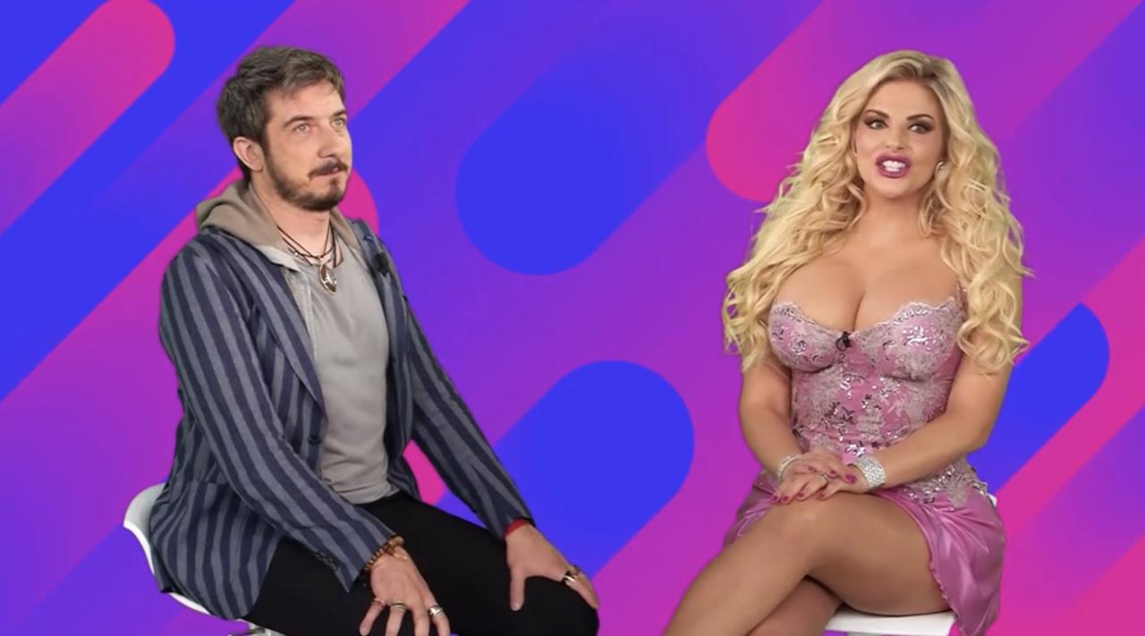 Francesca Cipriani, La pupa e il secchione